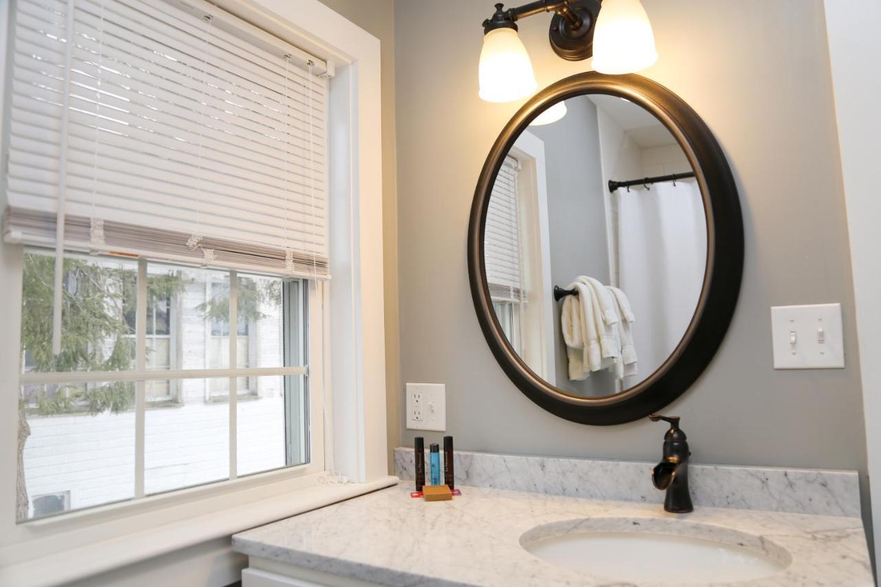 Two Bedroom With Lake View Wolfeboro Exterior foto