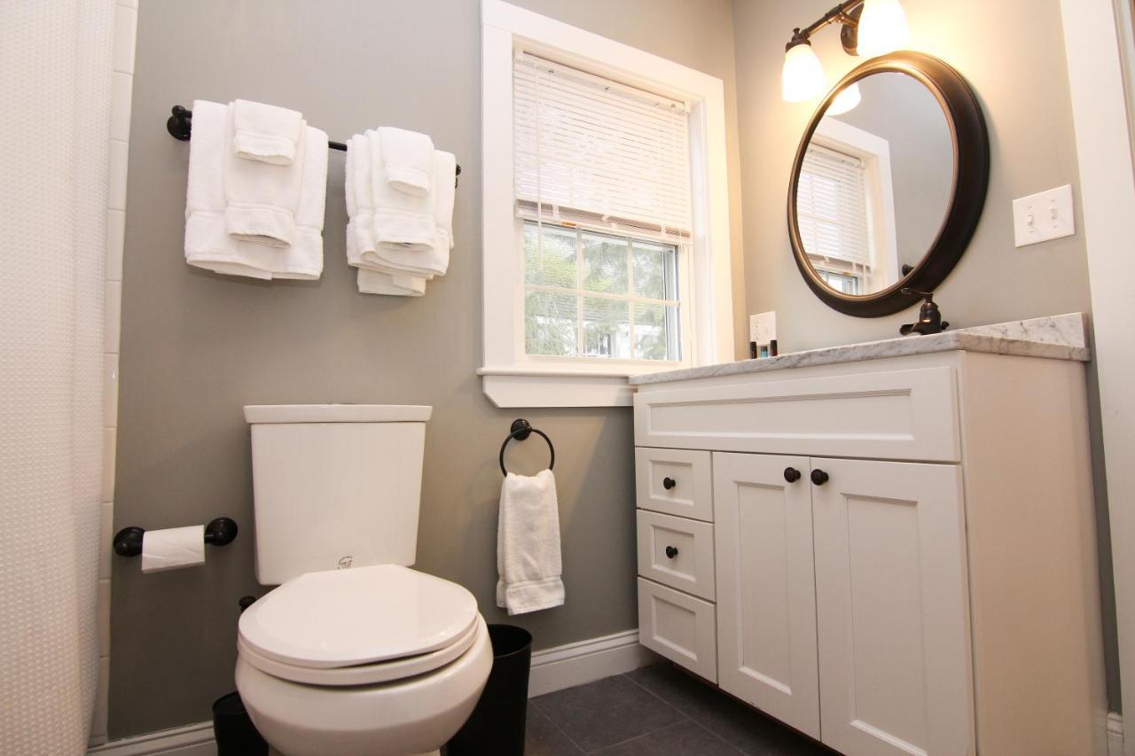 Two Bedroom With Lake View Wolfeboro Exterior foto